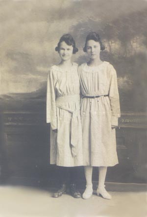Verna (left) and Oma Hogan; about 1916-18